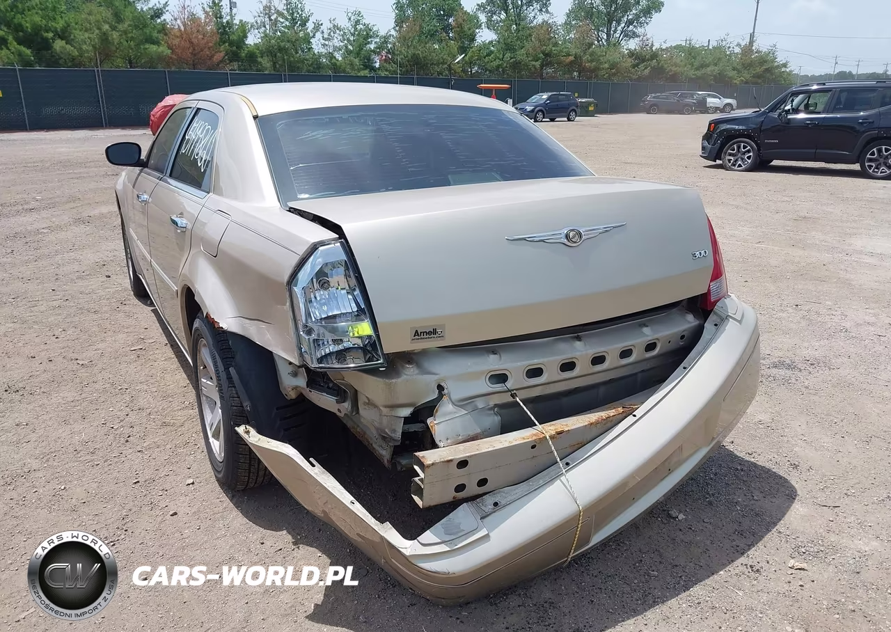 2006 Chrysler 300 VIN:2C3KA53G56H456984 - 6