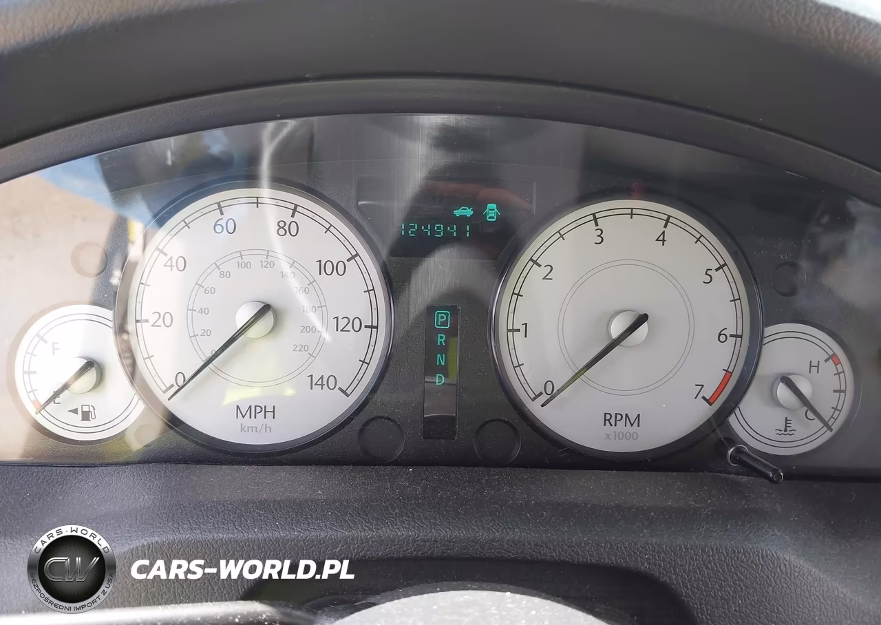 2006 Chrysler 300 VIN:2C3KA53G56H456984 - 7