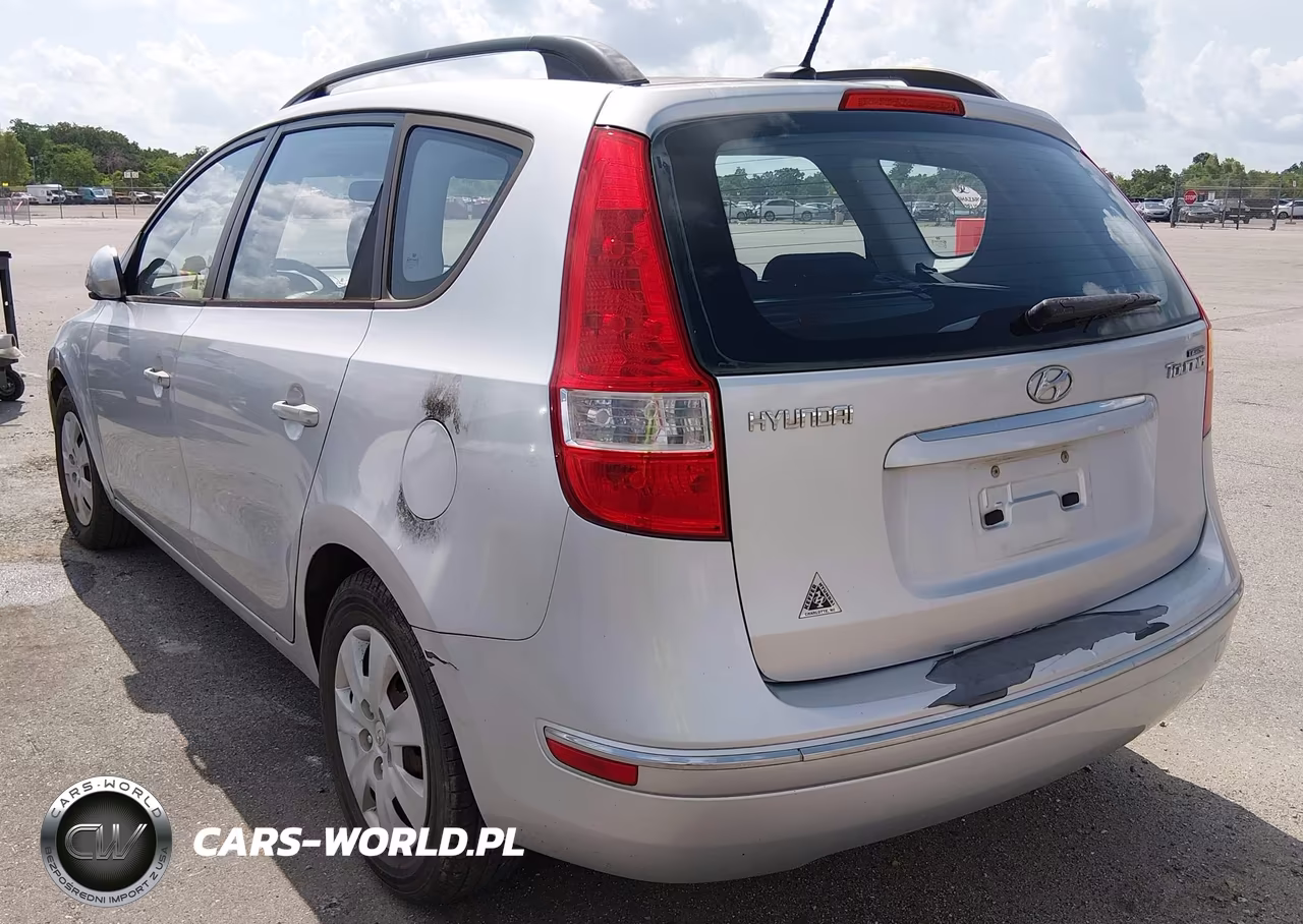 2010 Hyundai Elantra Touring Gls VIN:KMHDC8AE7AU082753 - 3