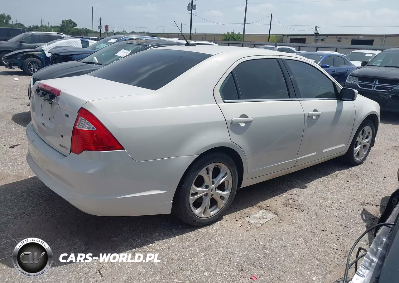 2012 Ford Fusion Se VIN:3FAHP0HGXCR264661 - 4