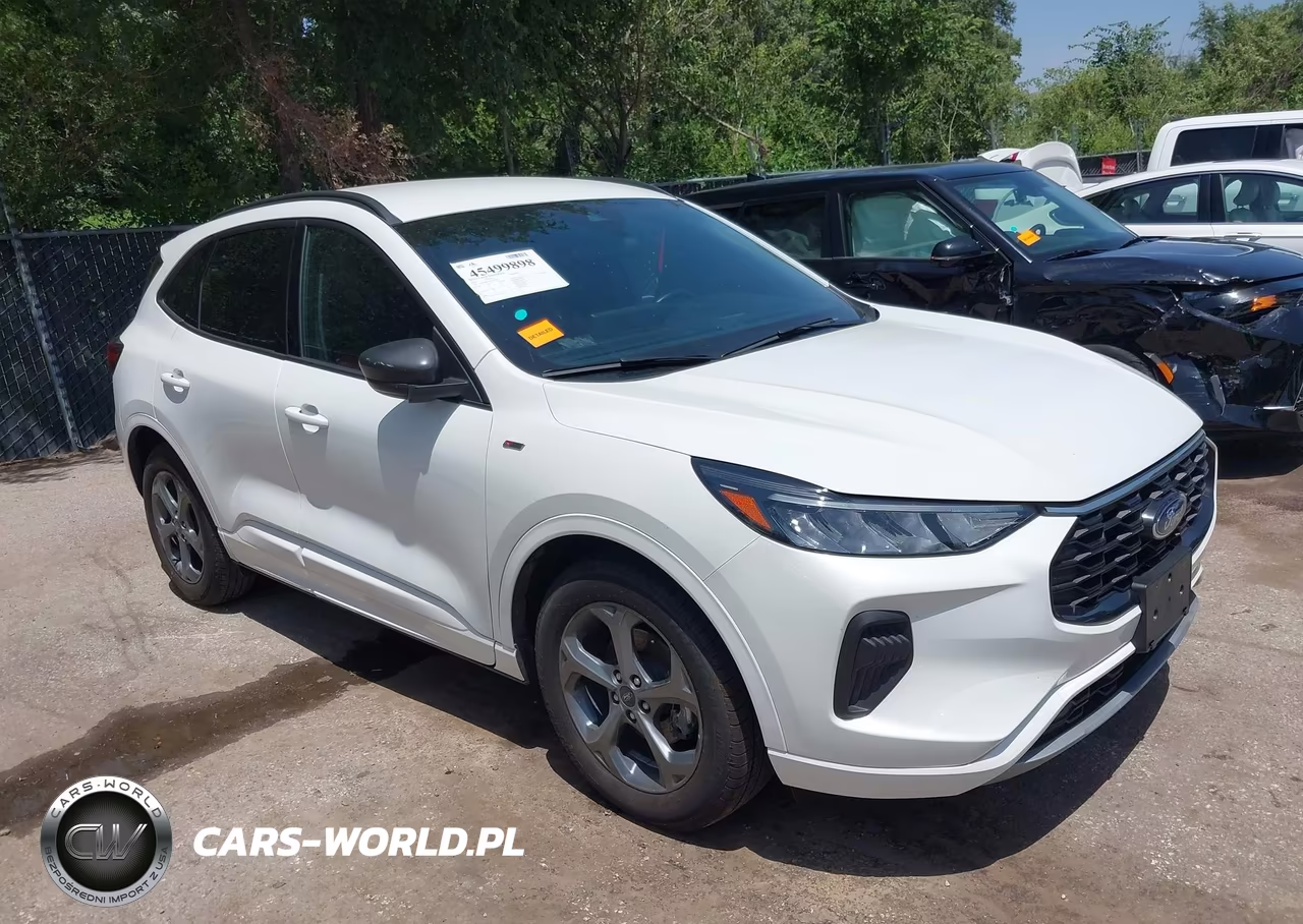 2023 Ford Escape St-Line