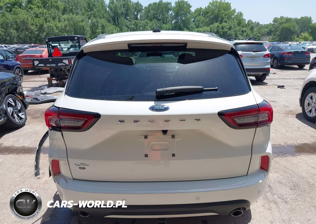2023 Ford Escape St-Line VIN:1FMCU0MN4PUA04042 - 16