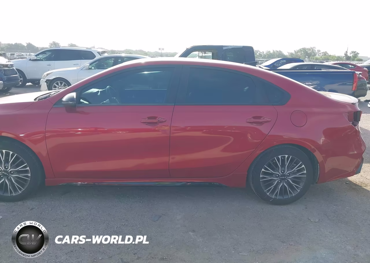 2024 Kia Forte Gt-Line VIN:3KPF54AD8RE795159 - 14