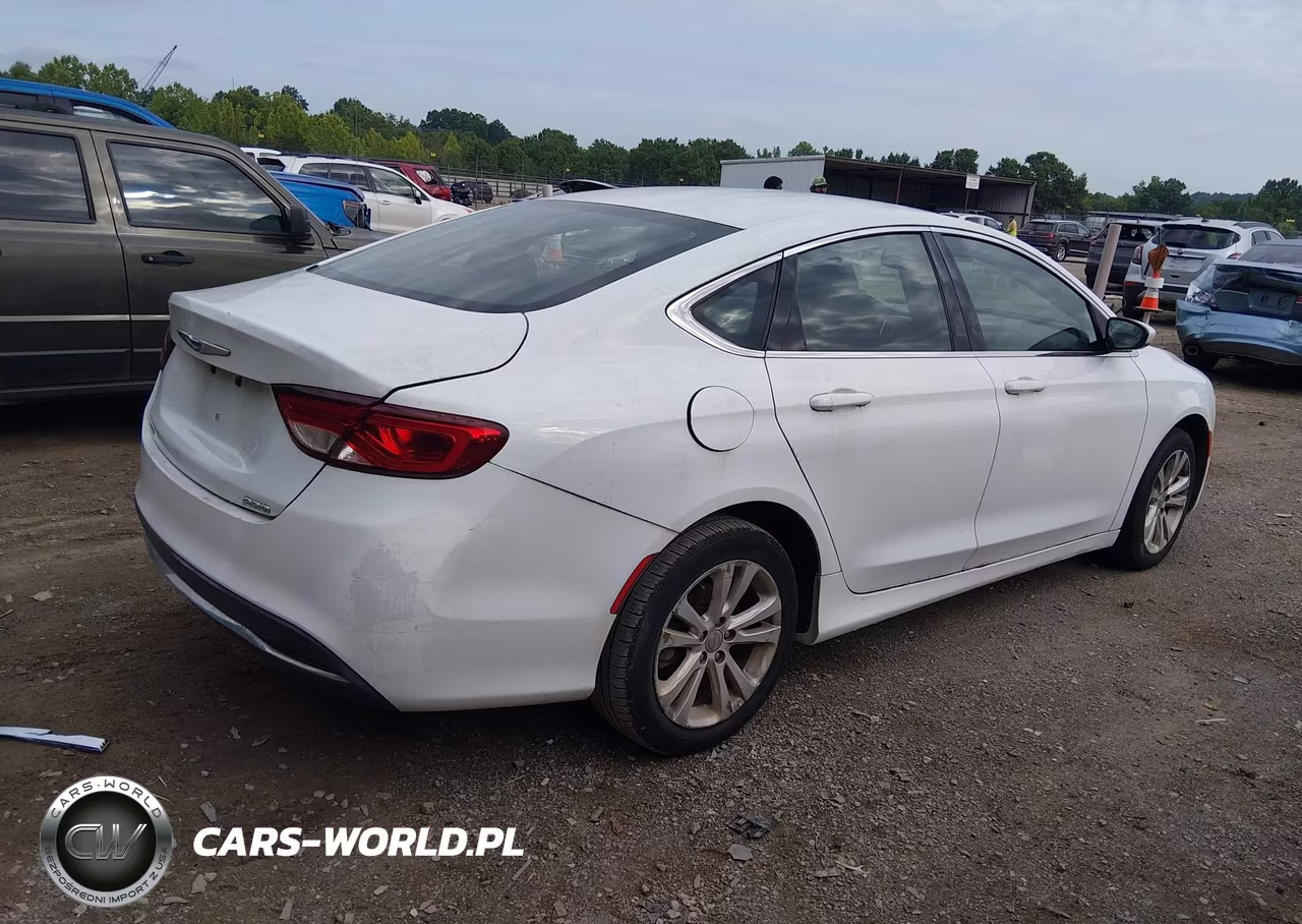 2015 Chrysler 200 Limited VIN:1C3CCCAB7FN584547 - 4