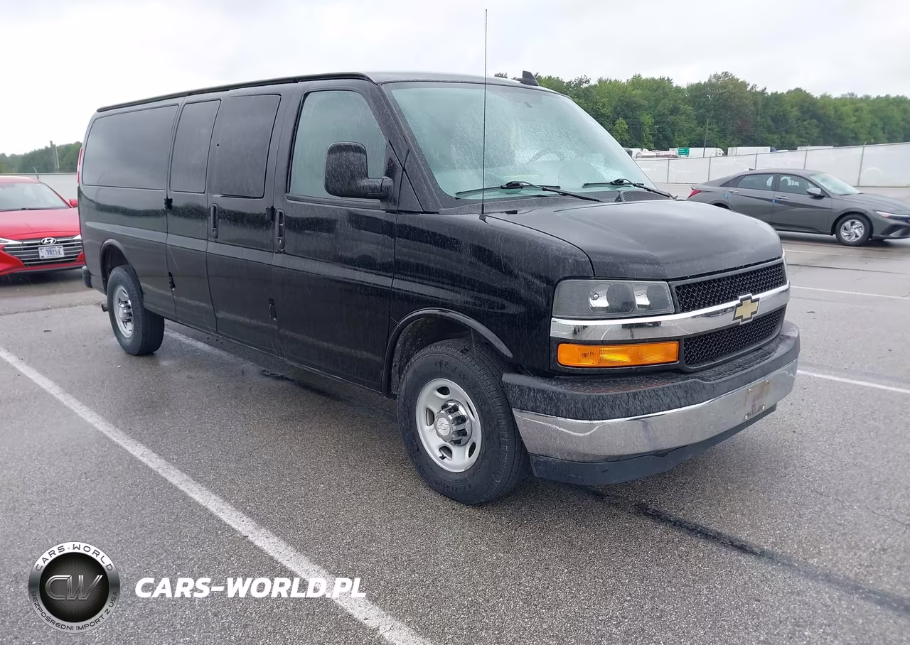 2017 Chevrolet Express 3500 Lt