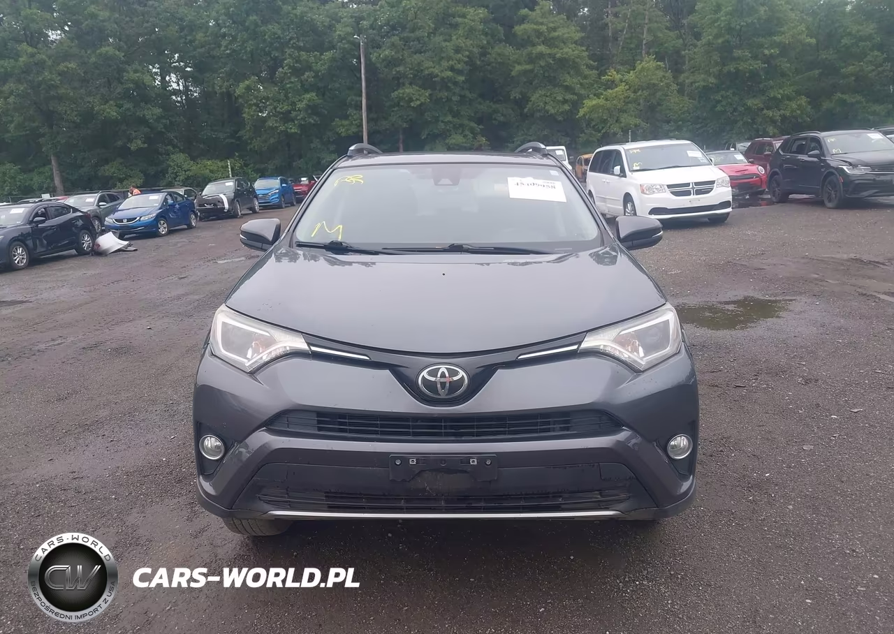 2018 Toyota Rav4 Xle VIN:JTMRFREV8JD229776 - 12