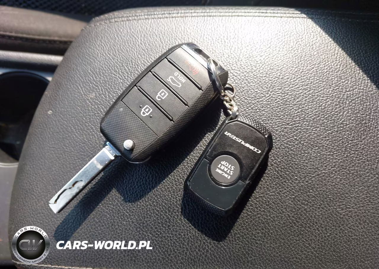 2019 Kia Optima Lx VIN:5XXGT4L33KG357595 - 11