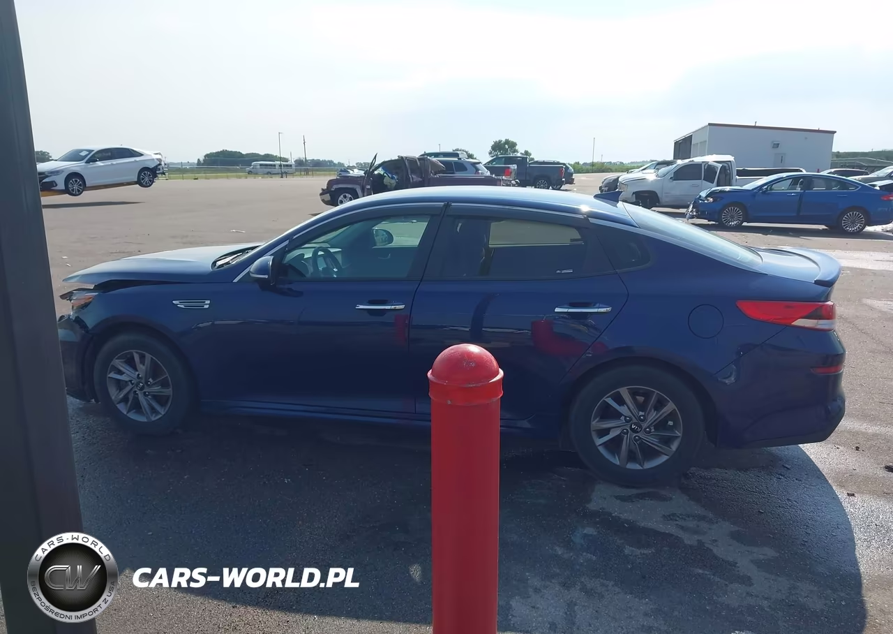 2019 Kia Optima Lx VIN:5XXGT4L33KG357595 - 14