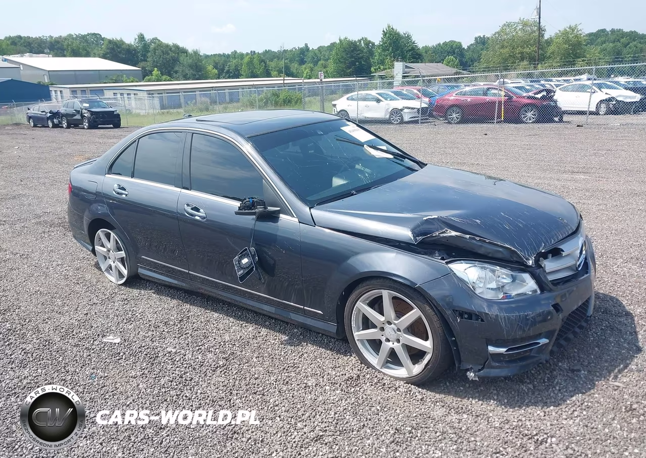 2013 Mercedes-Benz C 350 Sport – zdjęcie 1 z 11
