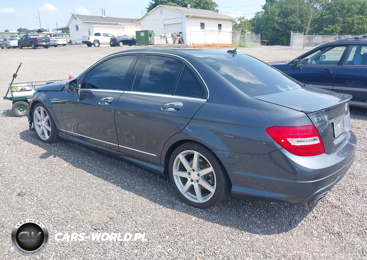 2013 Mercedes-Benz C 350 Sport VIN:WDDGF5HB8DR259164 - 3