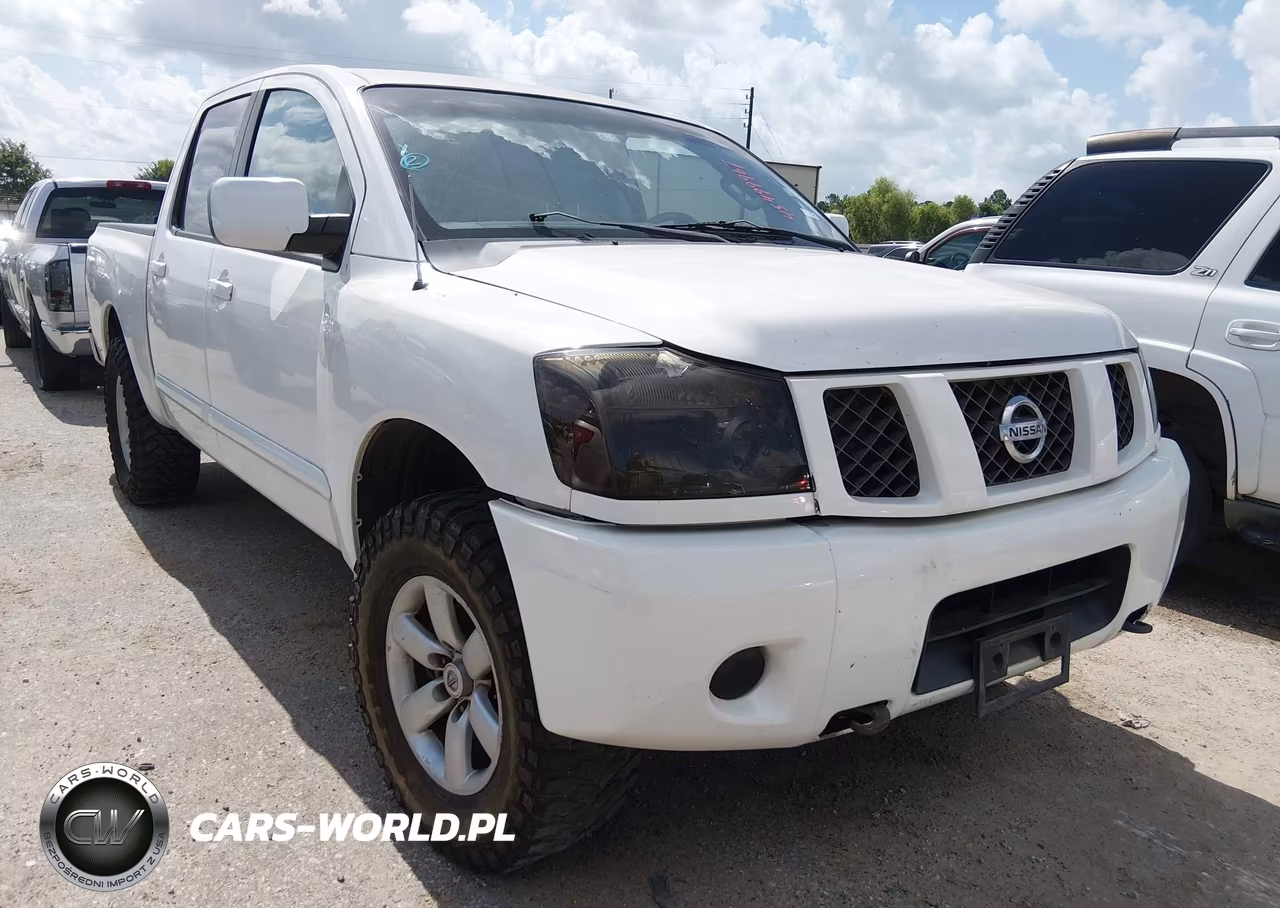 2012 Nissan Titan Sv