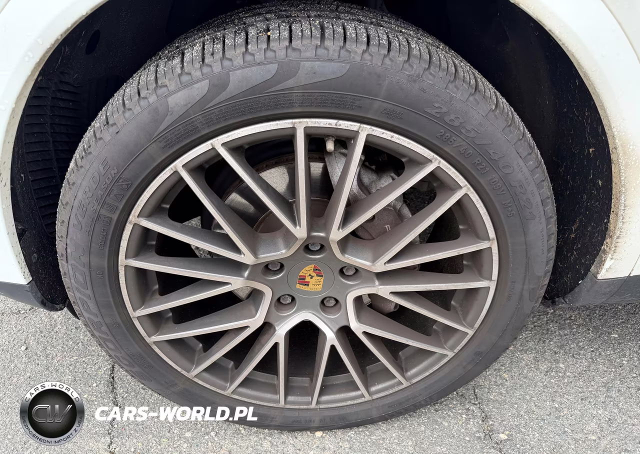 2020 Porsche Cayenne VIN:WP1AA2AY1LDA03762 - 10