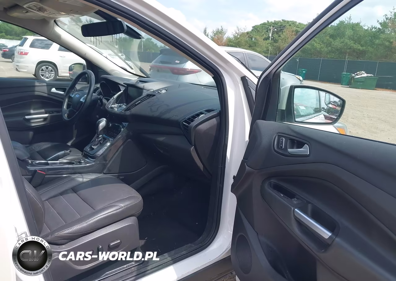 2015 Ford Escape Titanium VIN:1FMCU0JX0FUC76558 - 5