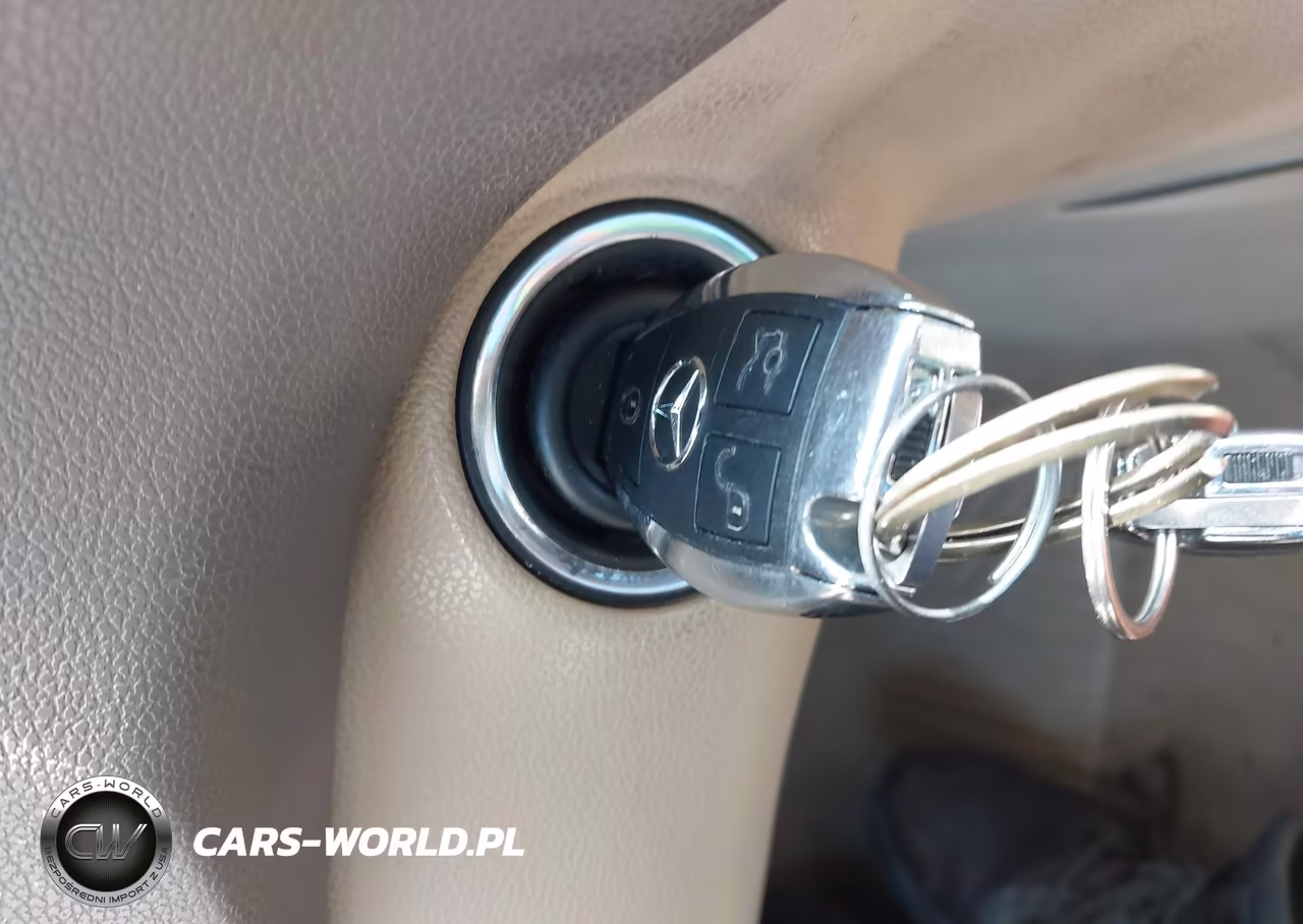 2010 Mercedes-Benz Ml 350 4Matic VIN:4JGBB8GB4AA565884 - 11