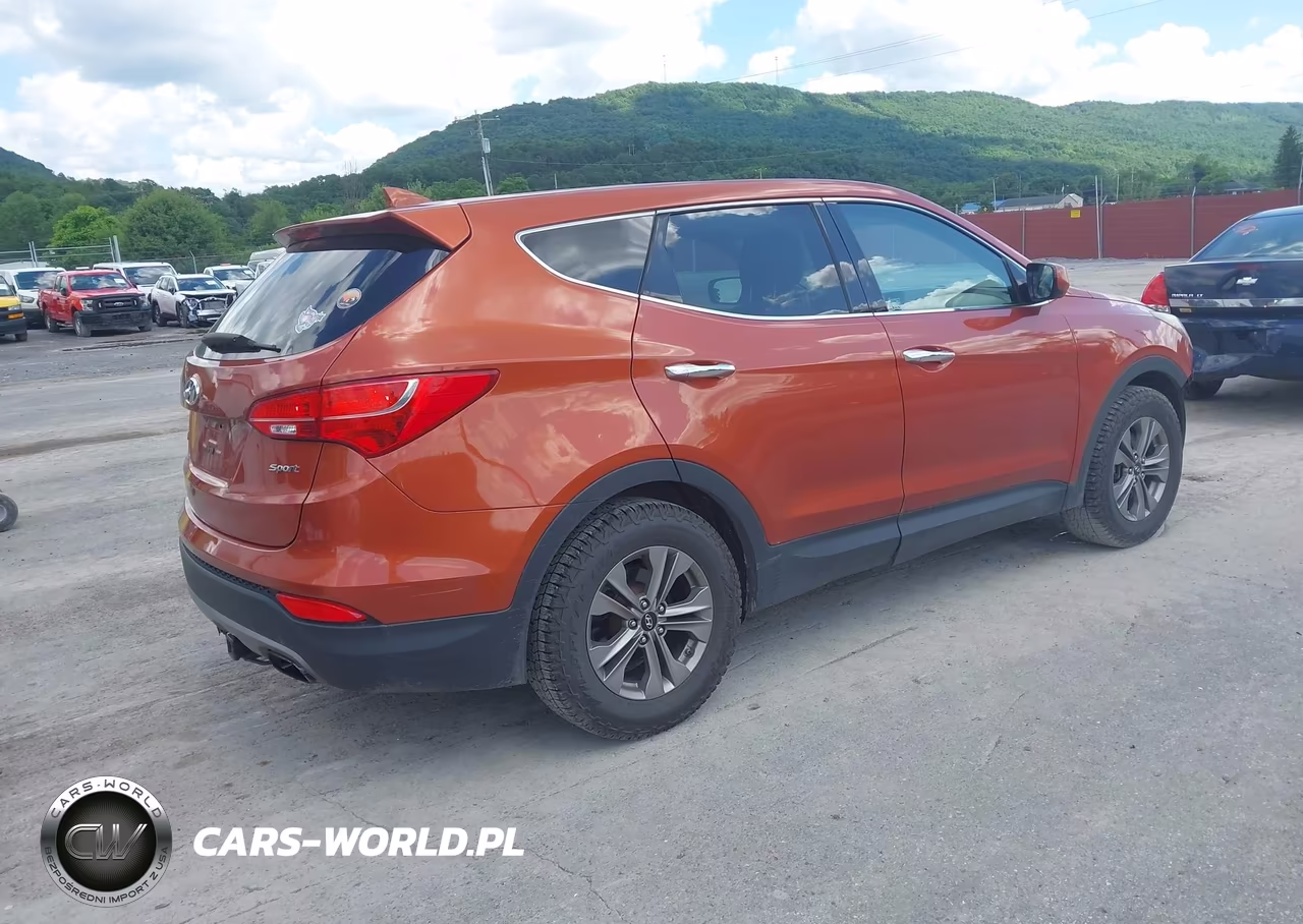 2016 Hyundai Santa Fe Sport 2.4L VIN:5XYZT3LB8GG364362 - 4