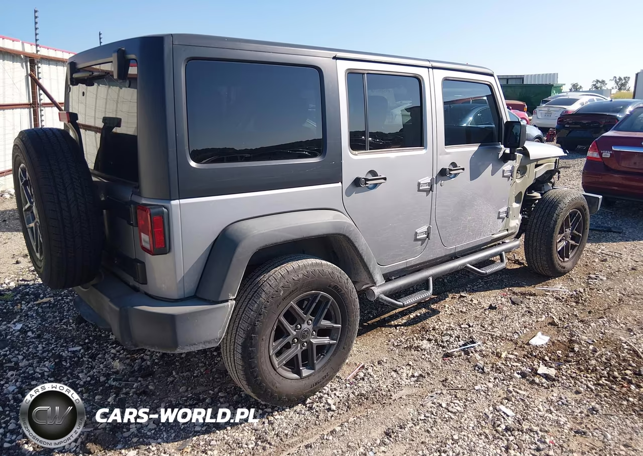 2016 Jeep Wrangler Unlimited Sport VIN:1C4BJWDGXGL297724 - 4