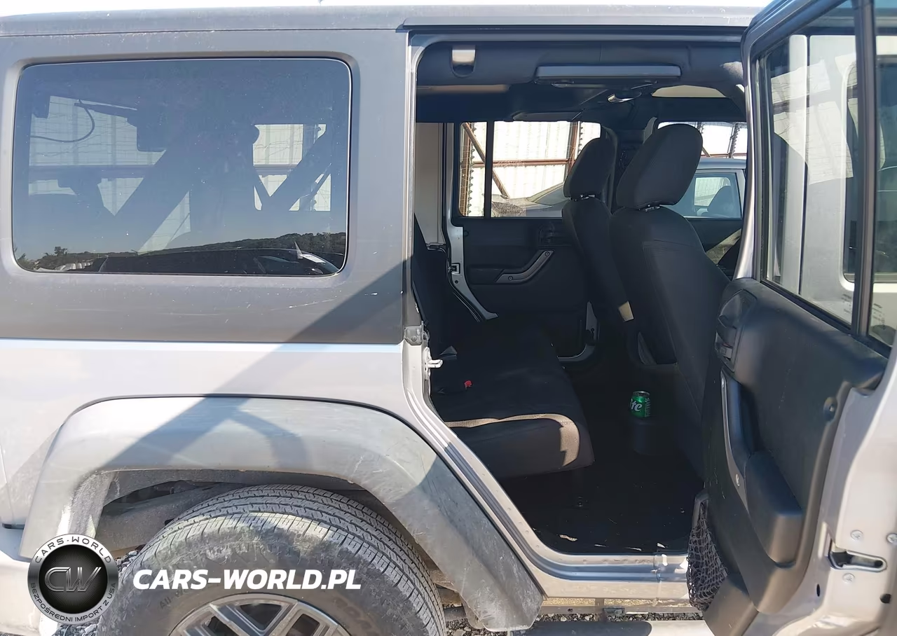 2016 Jeep Wrangler Unlimited Sport VIN:1C4BJWDGXGL297724 - 8
