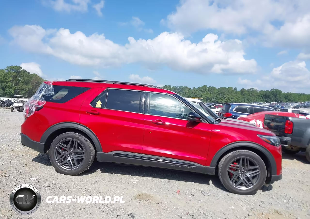 2025 Ford Explorer St-Line VIN:1FMUK7KH5SGB57410 - 13