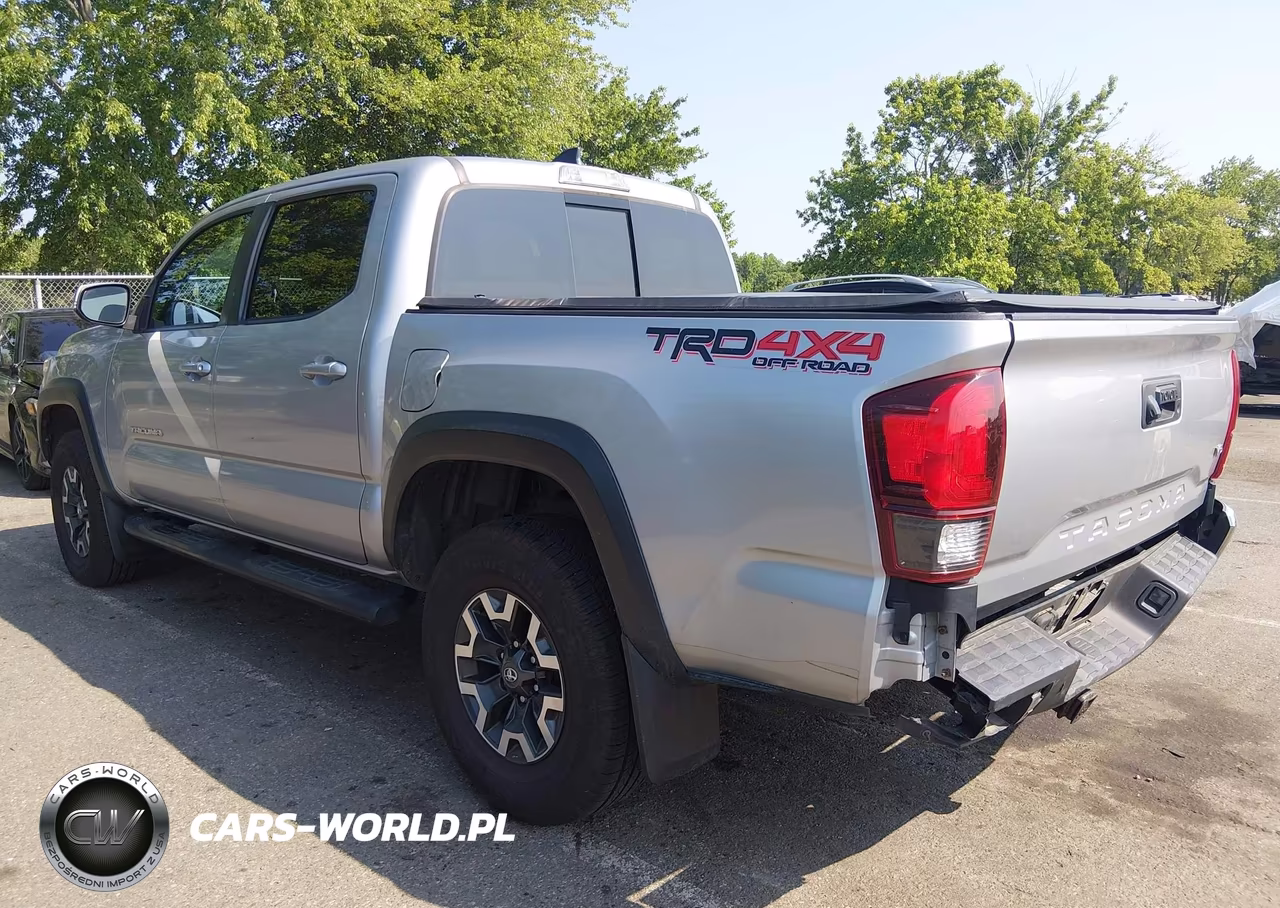 2018 Toyota Tacoma Trd Off Road VIN:3TMCZ5AN8JM174889 - 3
