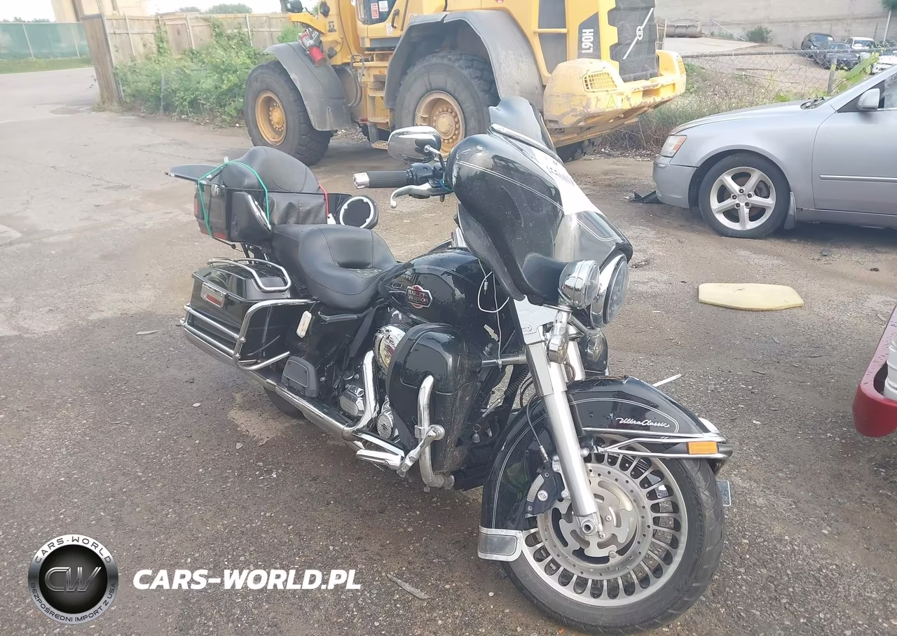2013 Harley-Davidson Flhtcu Ultra Classic Electra Gld – zdjęcie 1 z 12