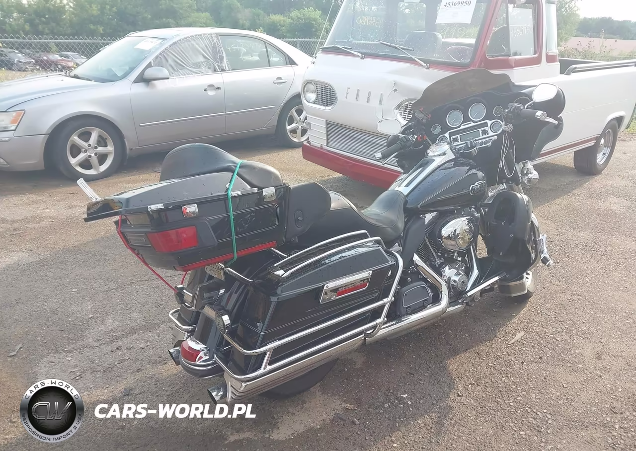 2013 Harley-Davidson Flhtcu Ultra Classic Electra Gld VIN:1HD1FCM12DB635298 - 4