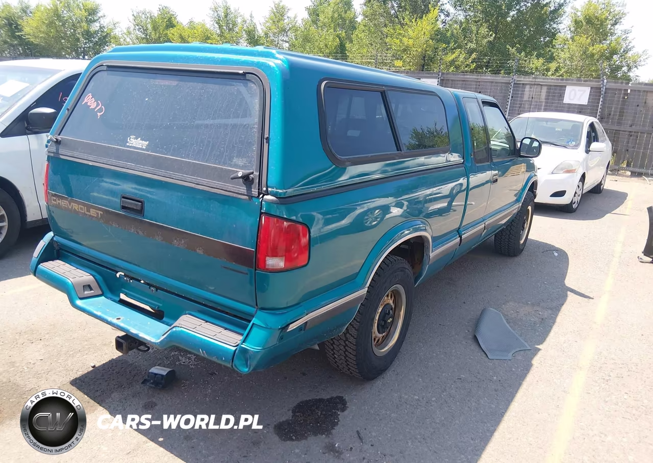 1994 Chevrolet S Truck S10 VIN:1GCDT19Z2RK135868 - 4