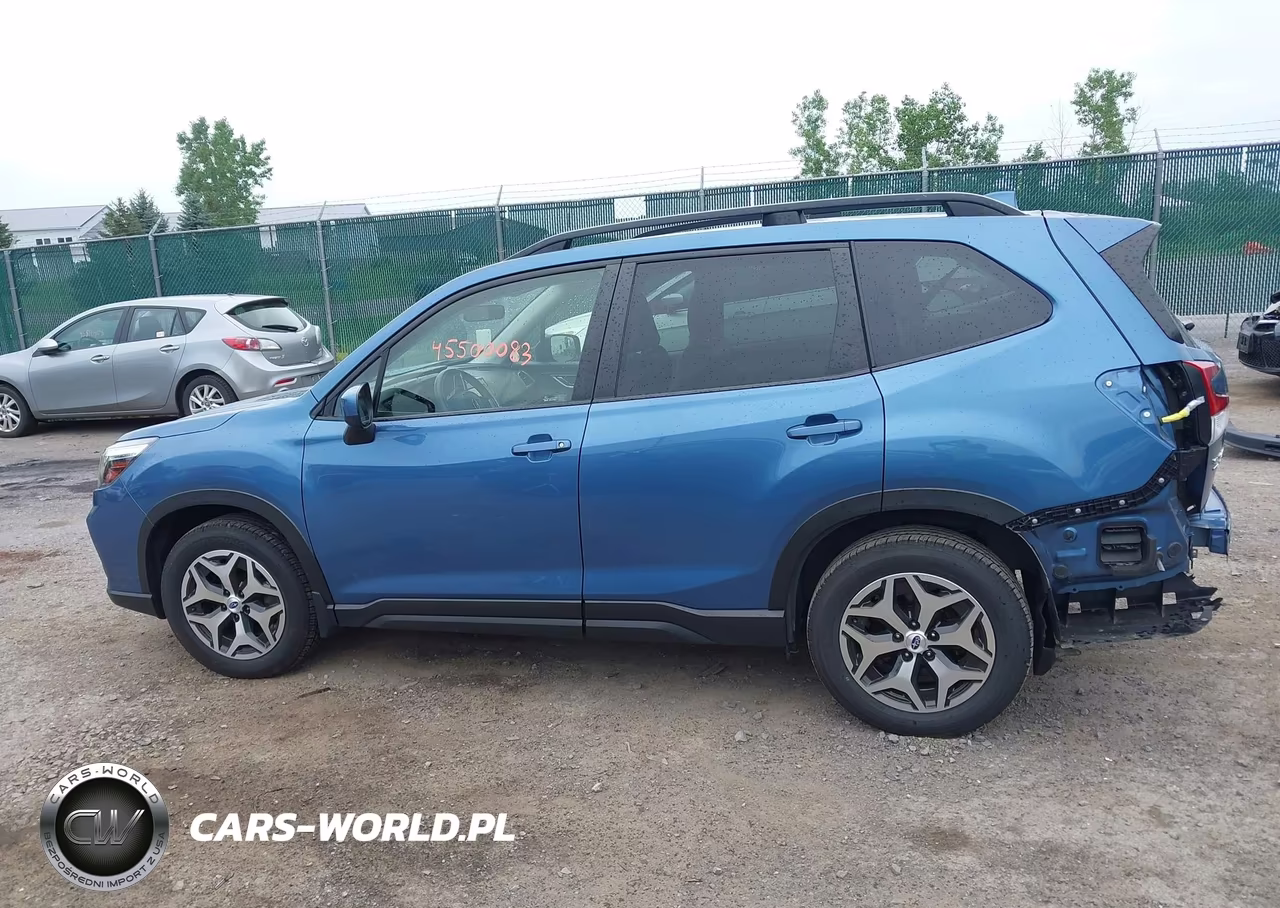 2020 Subaru Forester Premium VIN:JF2SKAGC7LH585806 - 15