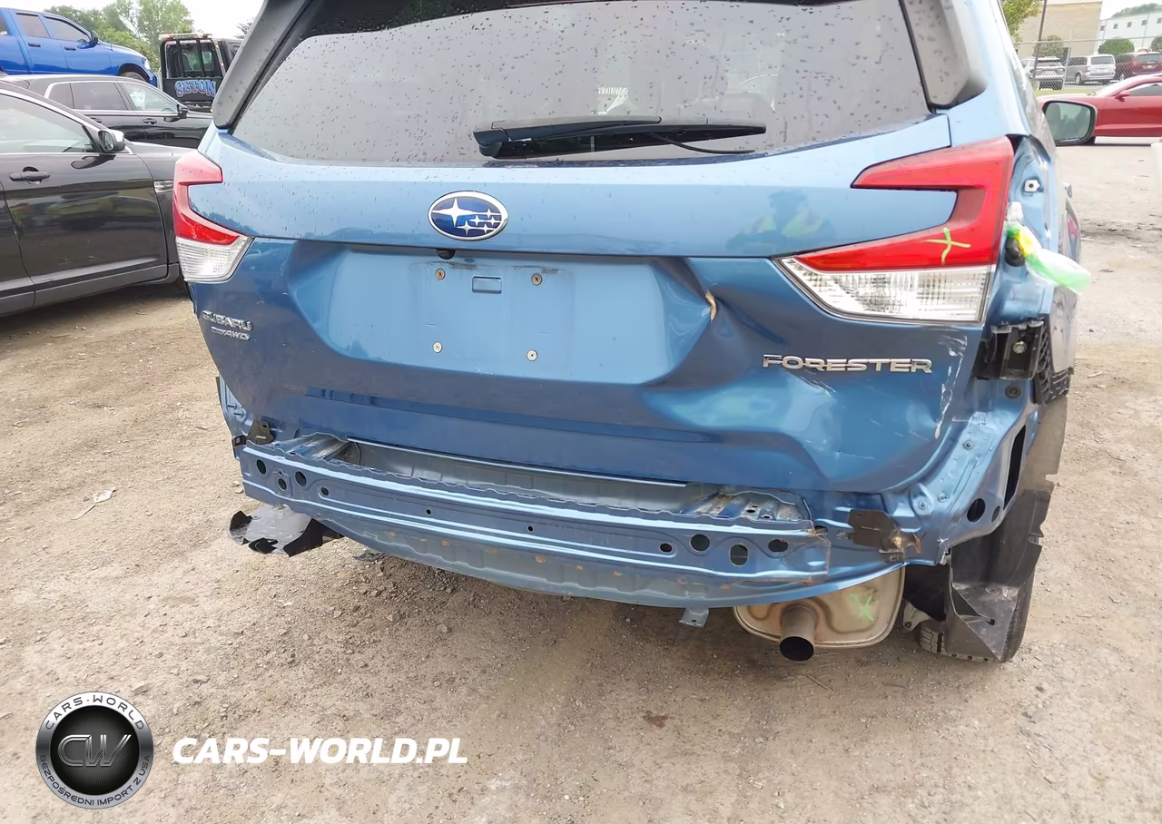 2020 Subaru Forester Premium VIN:JF2SKAGC7LH585806 - 6