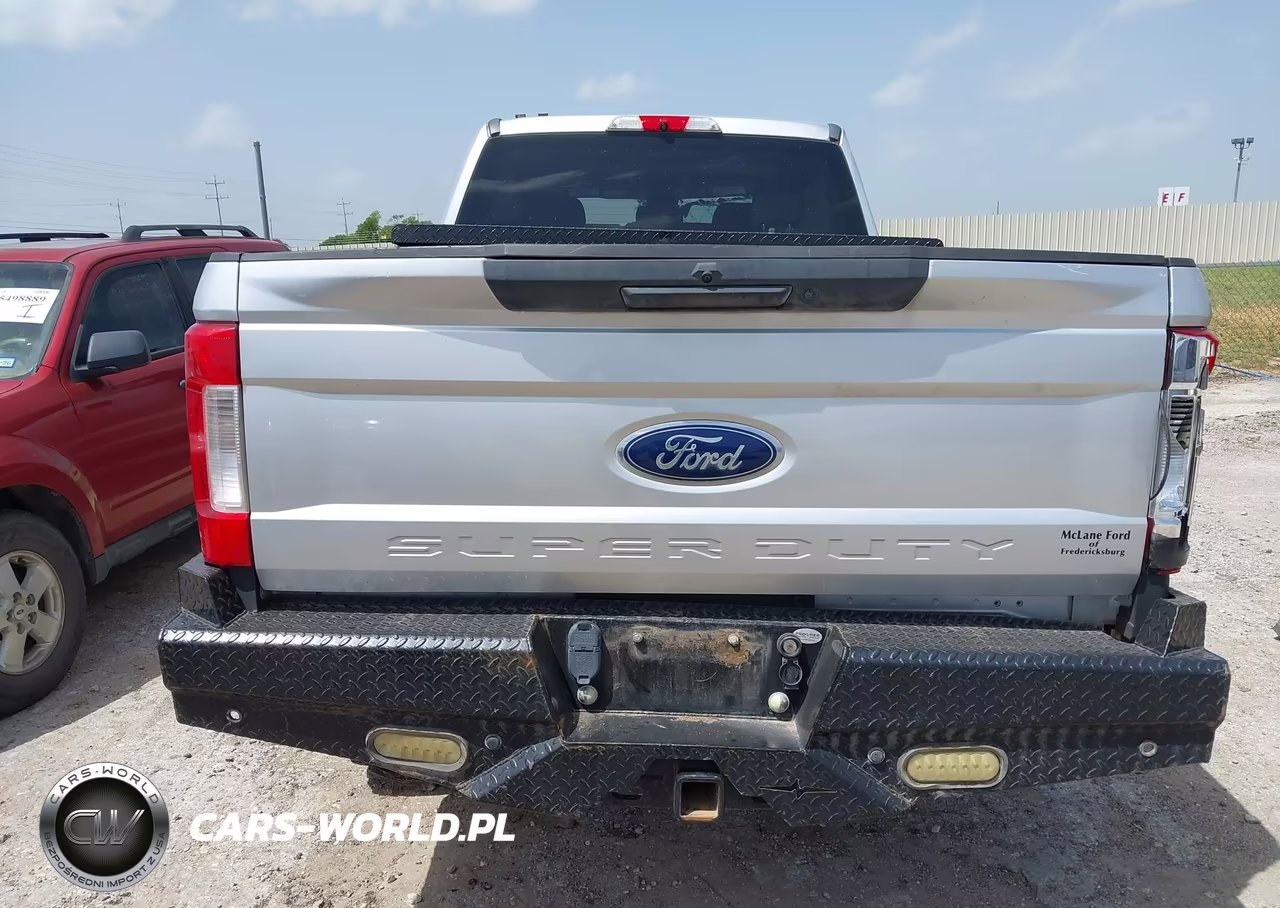 2018 Ford F-250 King Ranch-Lariat-Platinum-Xl-Xlt VIN:1FT7W2B64JED04978 - 17