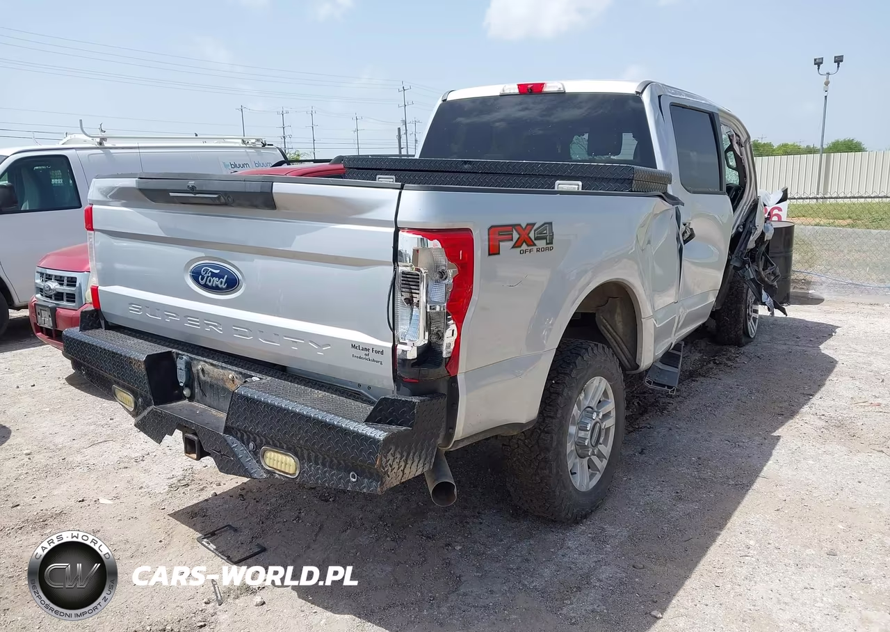 2018 Ford F-250 King Ranch-Lariat-Platinum-Xl-Xlt VIN:1FT7W2B64JED04978 - 4