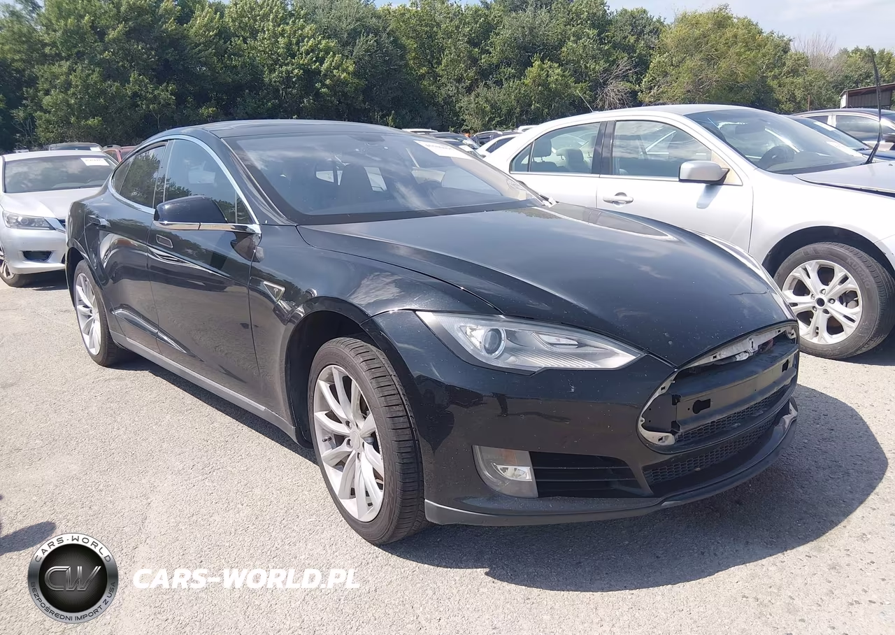 2013 Tesla Model S Performance