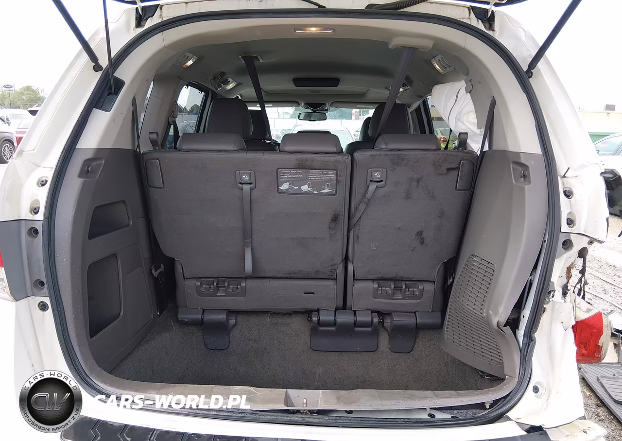 2015 Honda Odyssey Ex-L VIN:5FNRL5H61FB011927 - 16