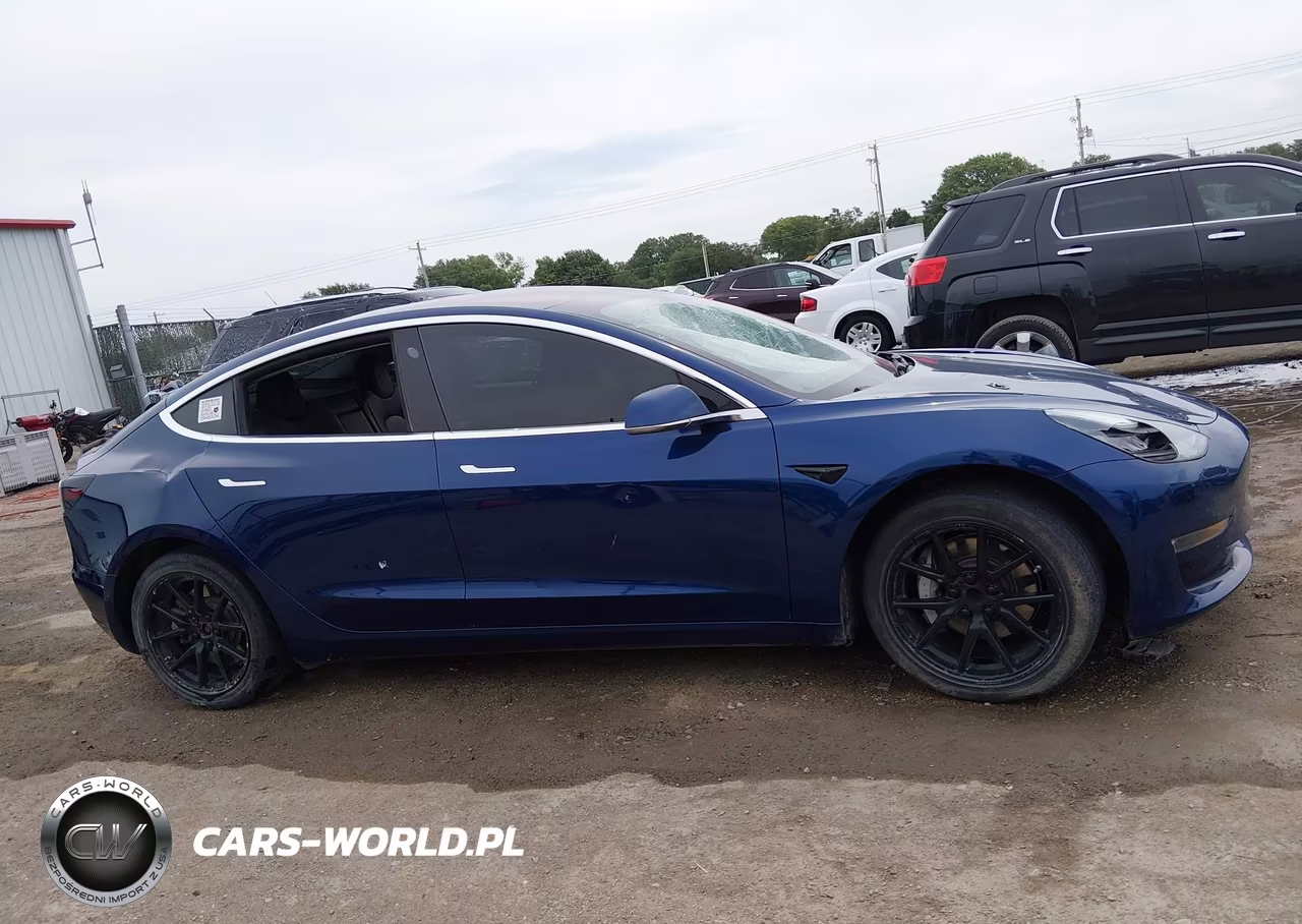2018 Tesla Model 3 Long Range-Mid Range VIN:5YJ3E1EA1JF007242 - 13