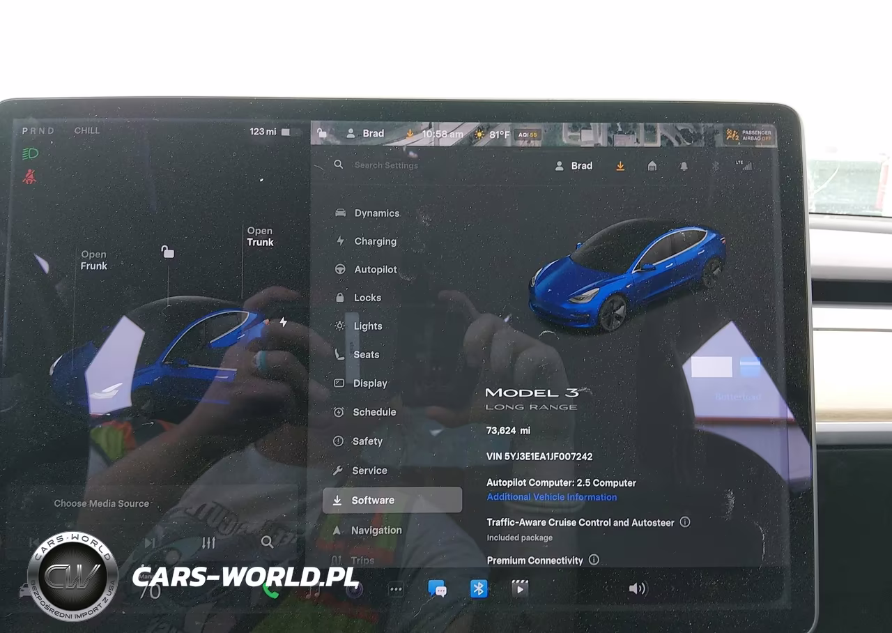 2018 Tesla Model 3 Long Range-Mid Range VIN:5YJ3E1EA1JF007242 - 18