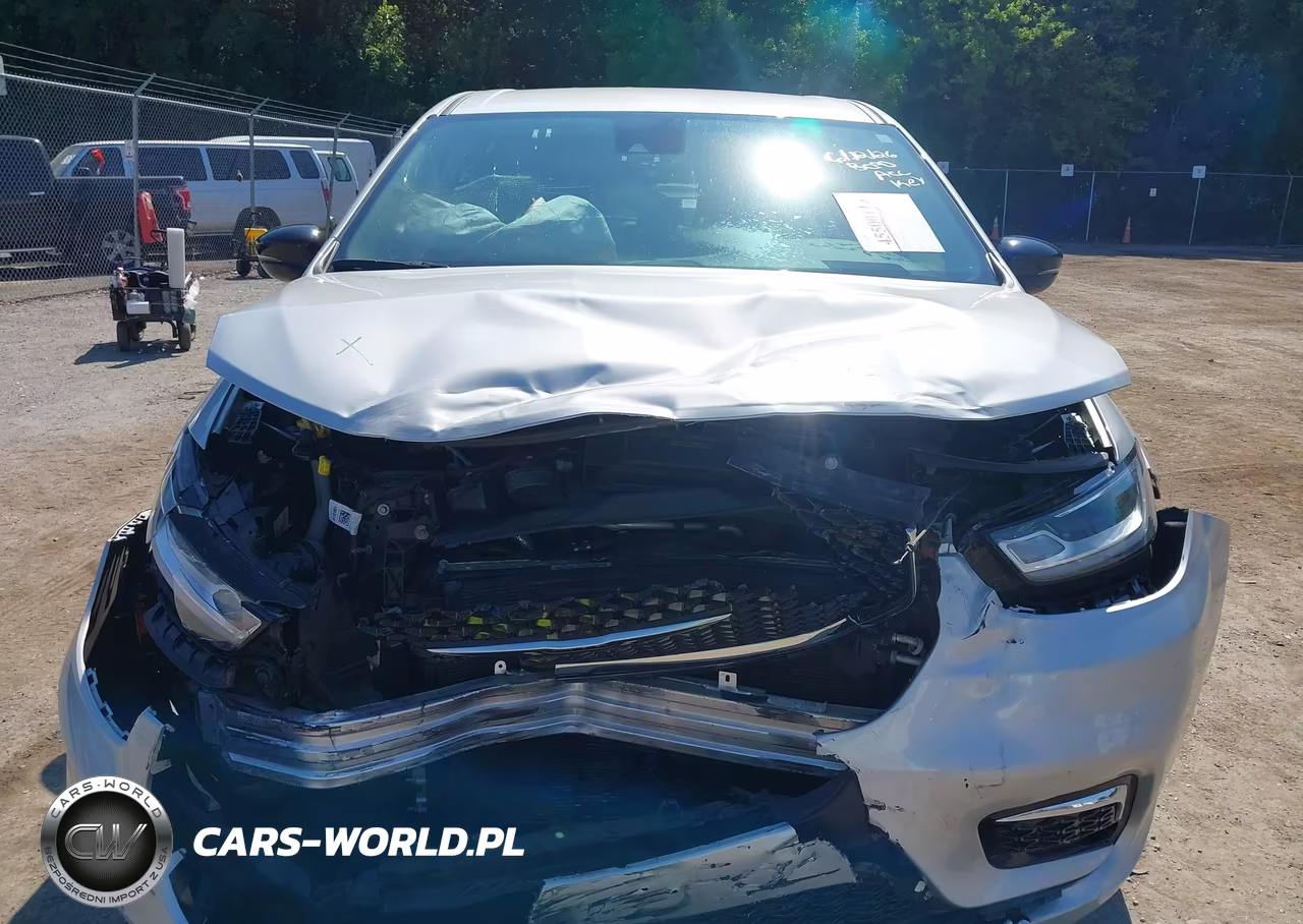 2024 Chrysler Pacifica Touring L VIN:2C4RC1BG5RR125349 - 13