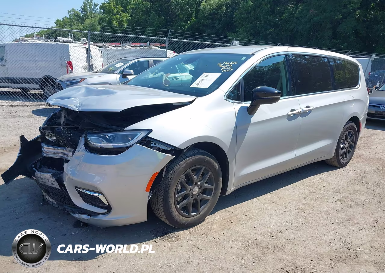 2024 Chrysler Pacifica Touring L VIN:2C4RC1BG5RR125349 - 2