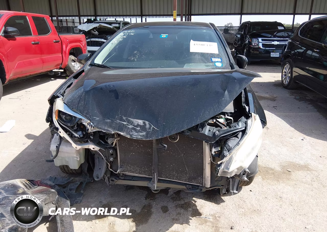 2016 Toyota Corolla Le VIN:2T1BURHEXGC631890 - 12