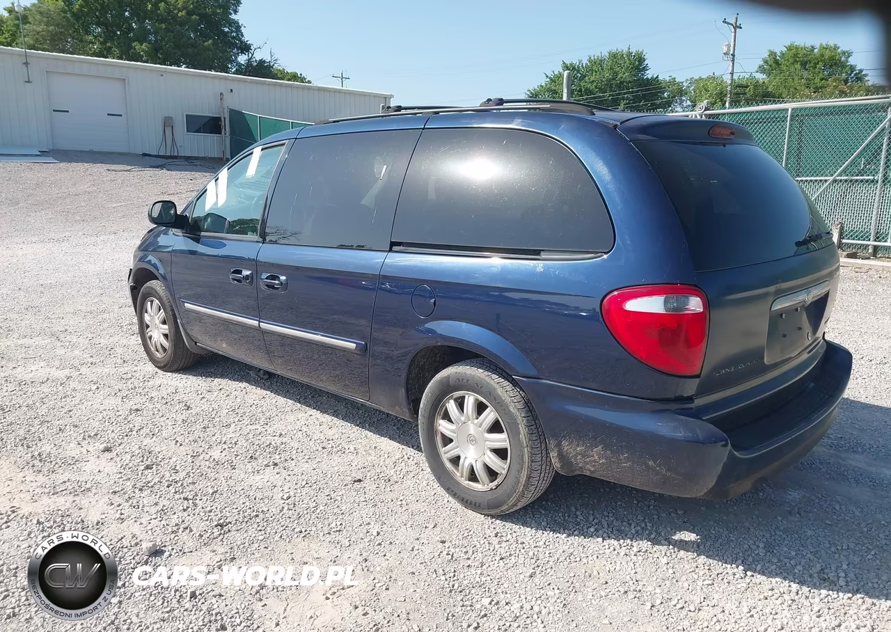 2006 Chrysler Town & Country Touring VIN:2A4GP54L56R784695 - 3