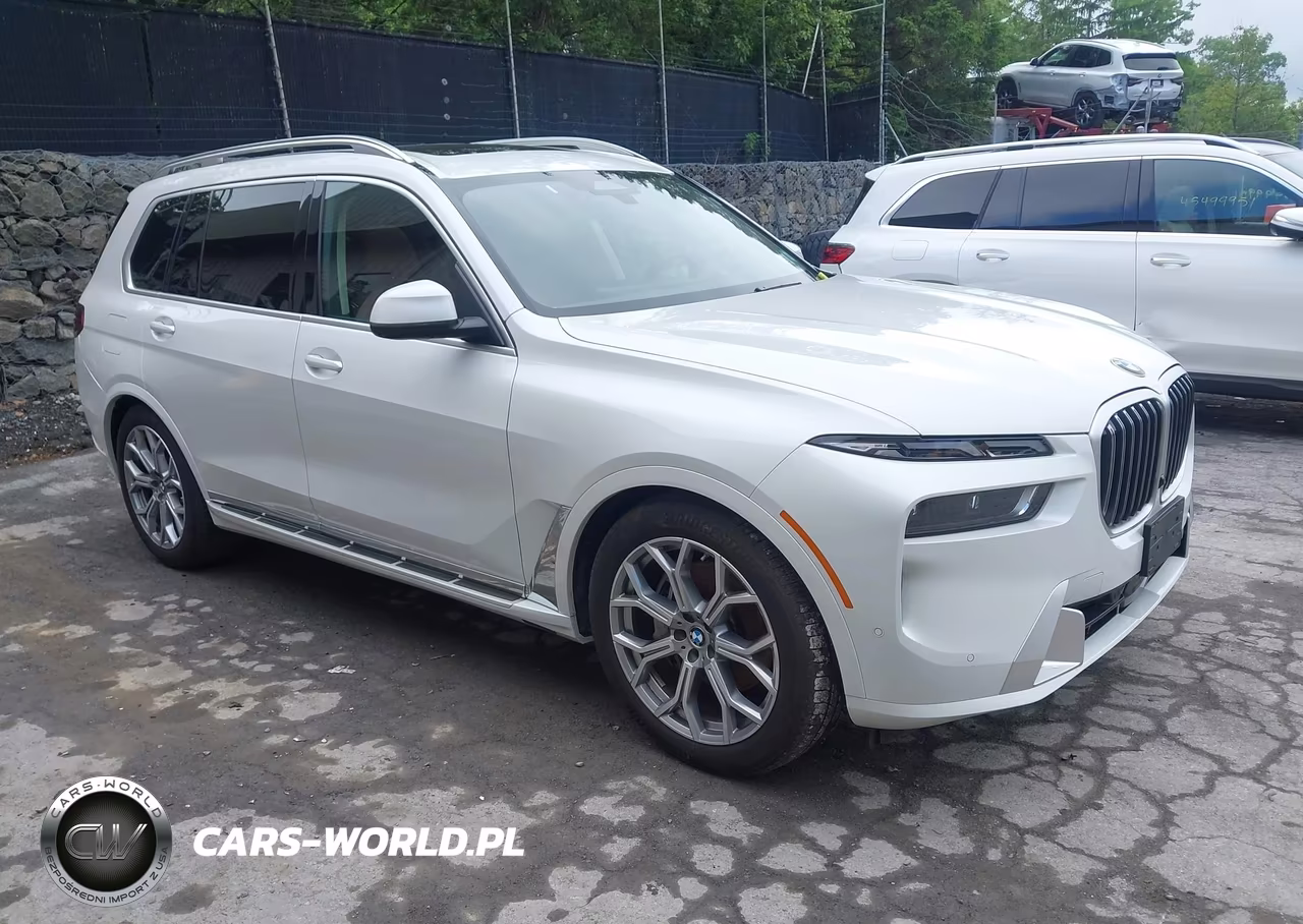 2026 BMW X7 xDrive40I – zdjęcie 1 z 17