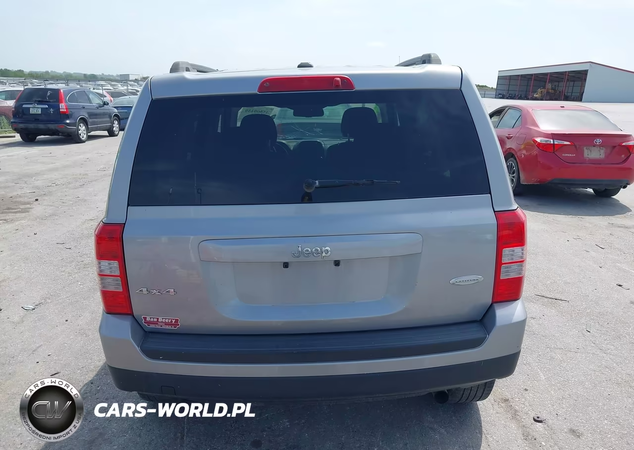 2017 Jeep Patriot Latitude VIN:1C4NJRFB6HD144169 - 16