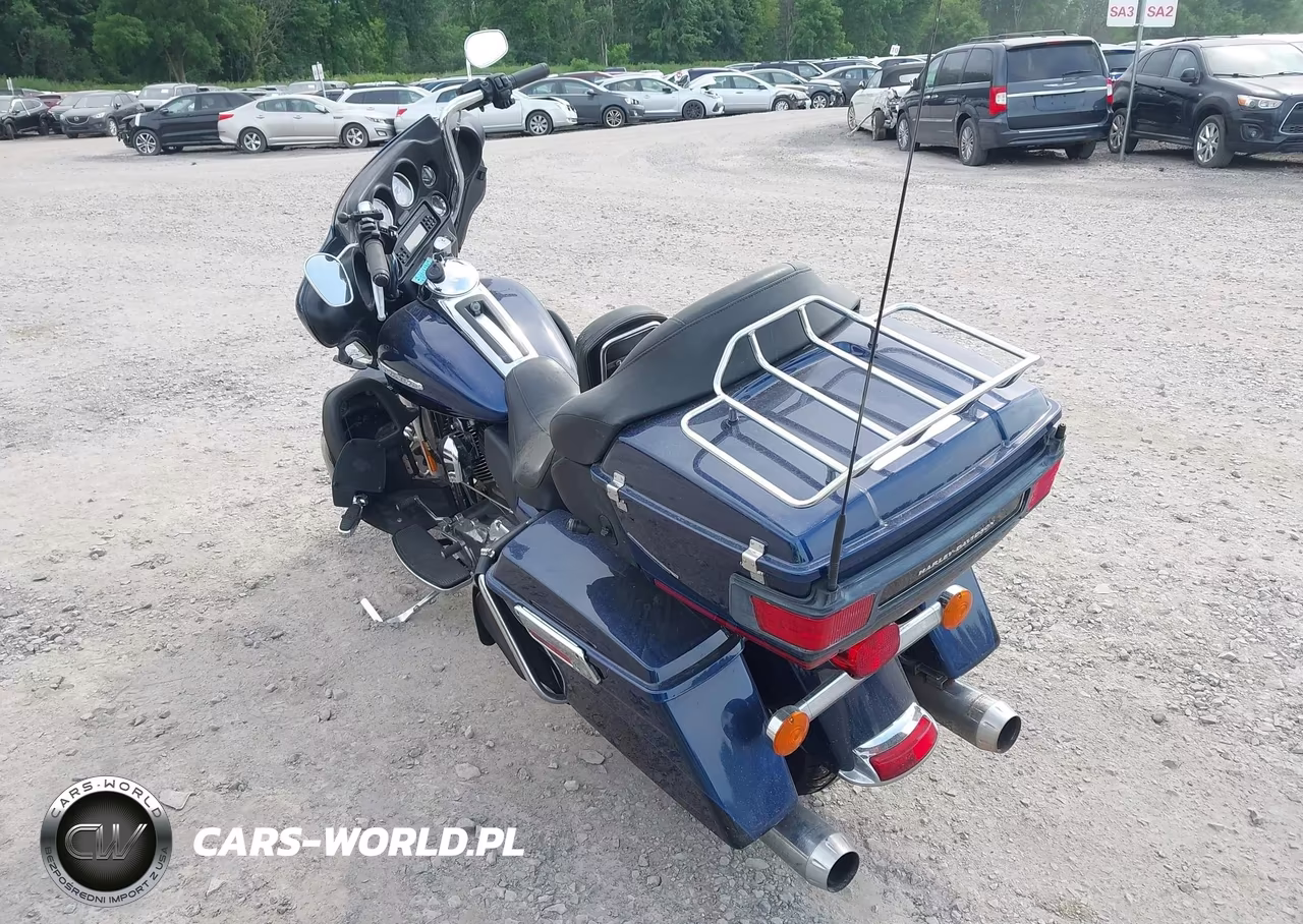 2012 Harley-Davidson Flhtk Electra Glide Ultra Ltd VIN:1HD1KEM10CB623124 - 3