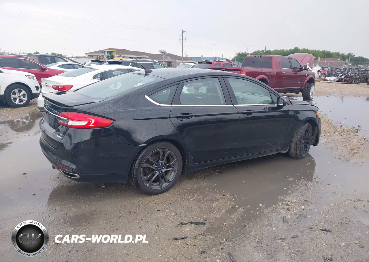 2018 Ford Fusion Se VIN:3FA6P0T98JR173966 - 4