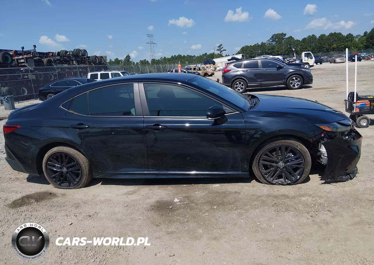 2026 Toyota Camry Se VIN:4T1DAACK1TU721535 - 14