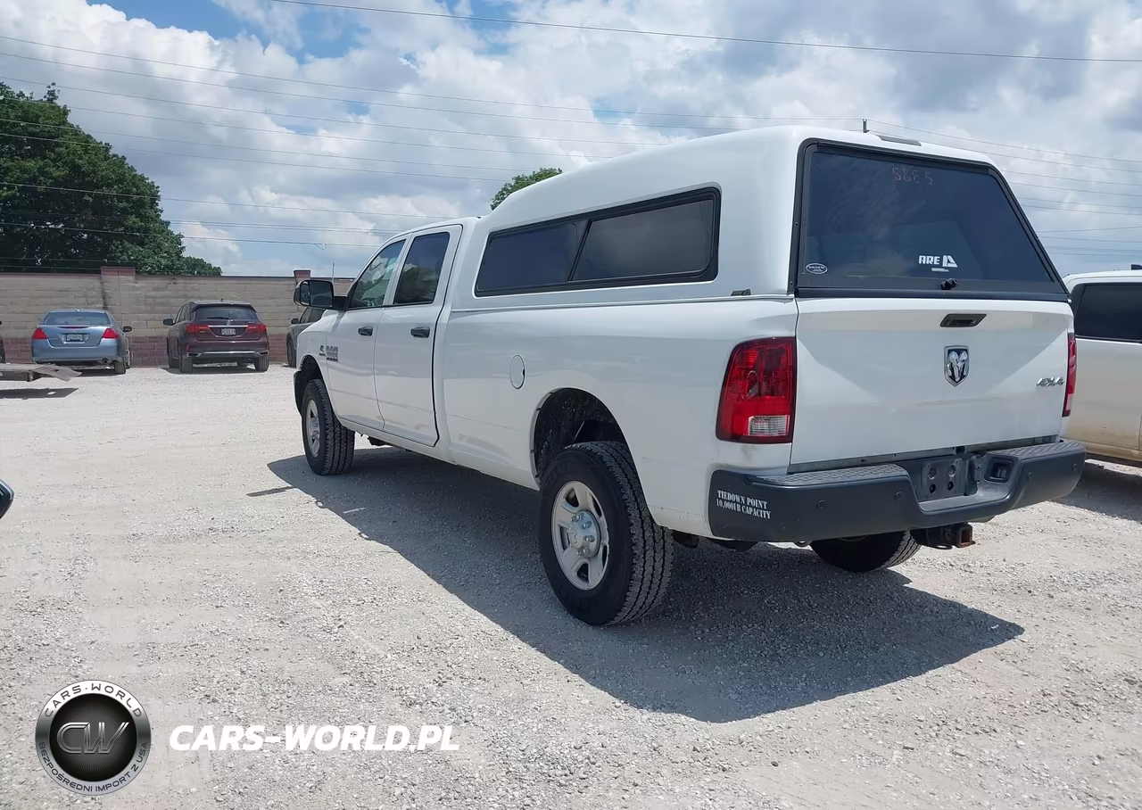 2017 Ram 3500 Tradesman 4X4 8' Box VIN:3C63R3GL0HG712768 - 3