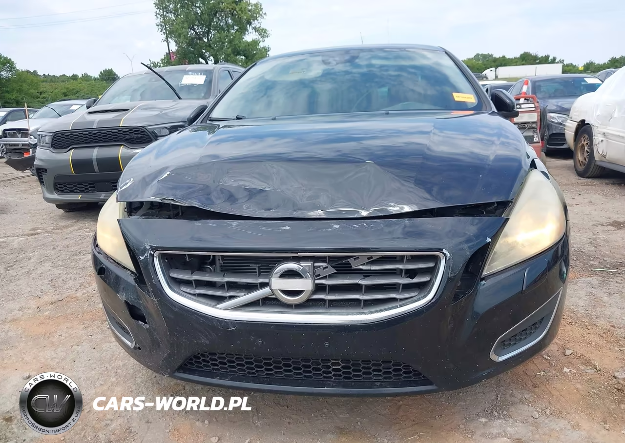 2012 Volvo S60 T5-T5 W-Moonroof VIN:YV1622FS0C2139251 - 12