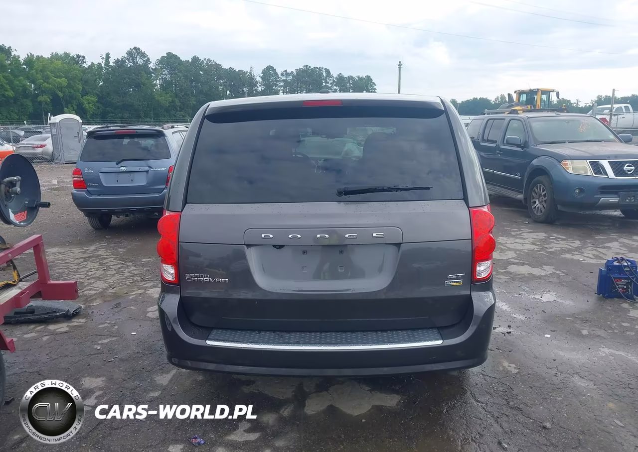 2018 Dodge Grand Caravan Gt VIN:2C4RDGEG8JR238339 - 17