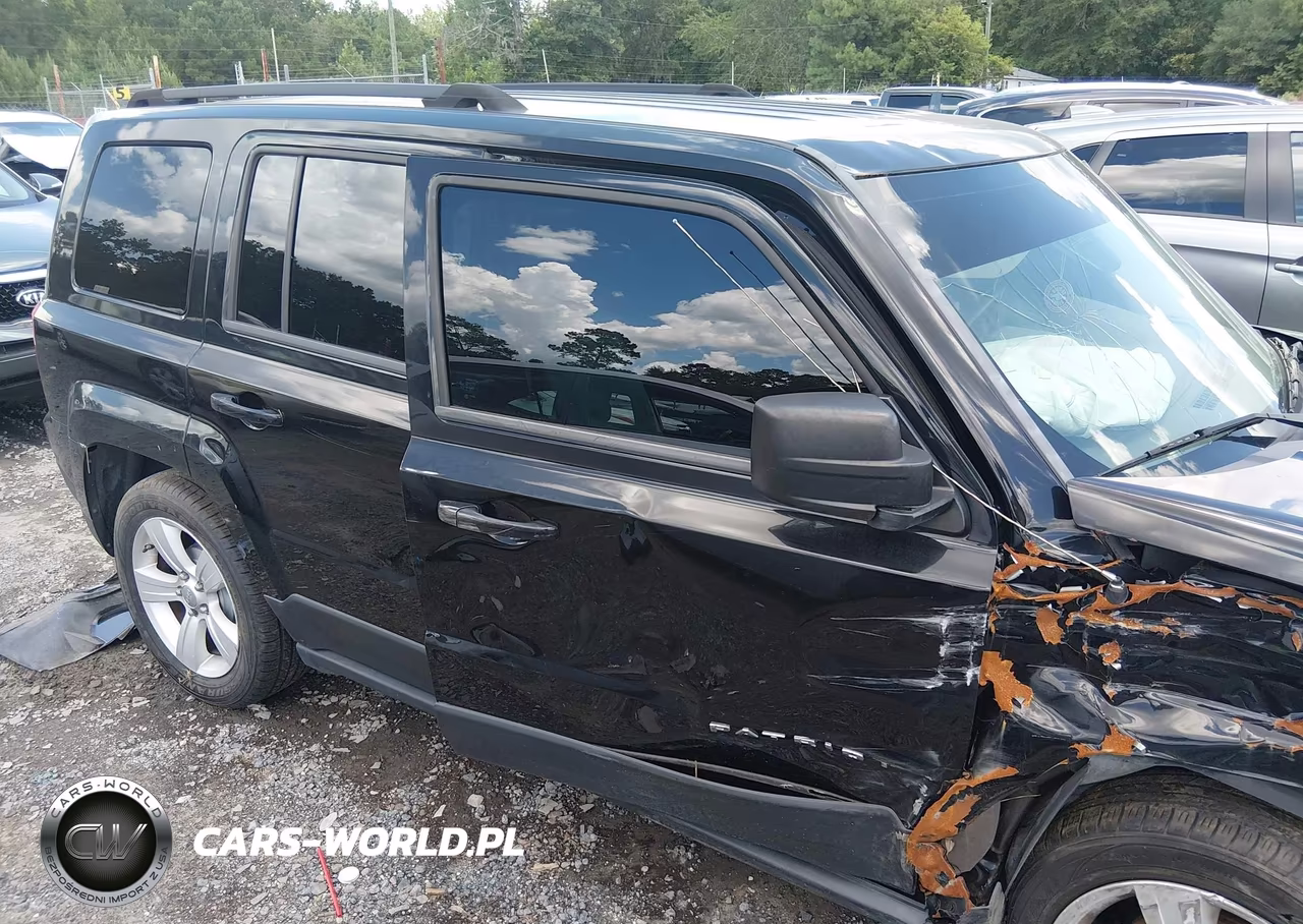 2012 Jeep Patriot Latitude VIN:1C4NJPFA3CD690948 - 13