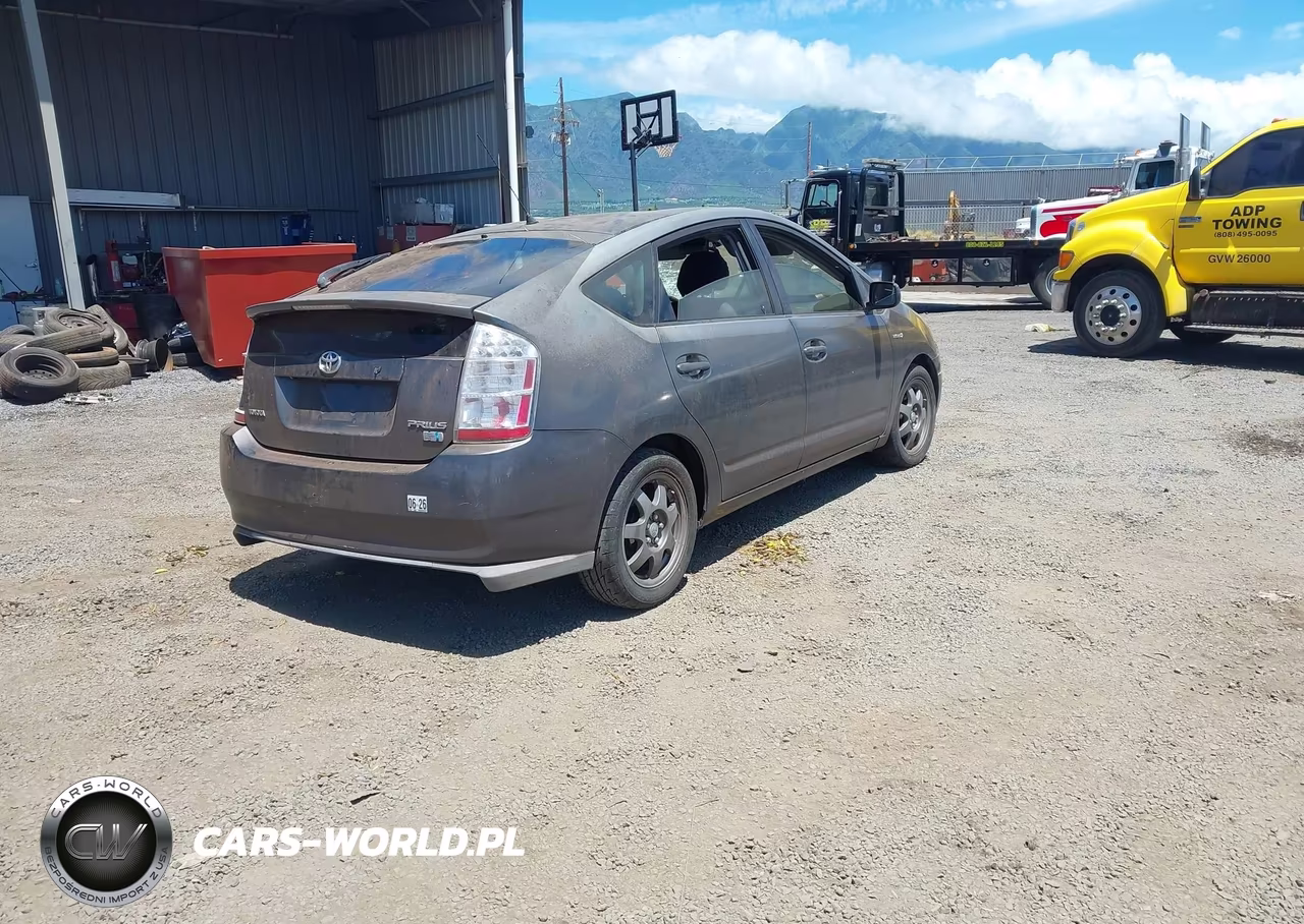 2008 Toyota Prius Touring VIN:JTDKB20U583351384 - 4