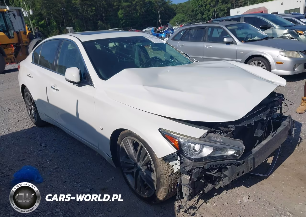 2015 Infiniti Q50 Premium