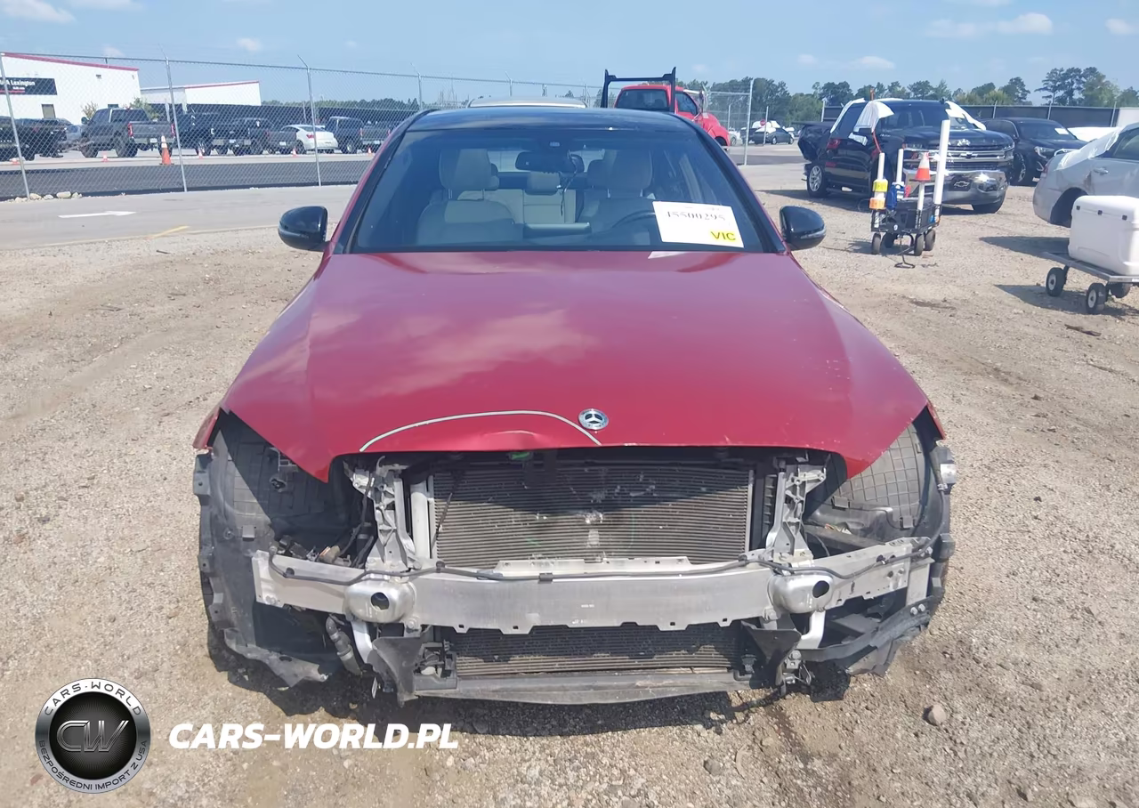 2018 Mercedes-Benz C 300 4Matic VIN:55SWF4KBXJU274015 - 13